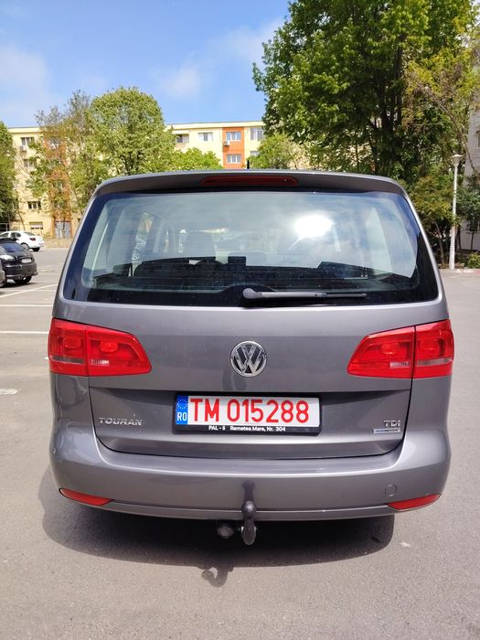 VOLKSWAGEN Touran 2012 — imagine 4