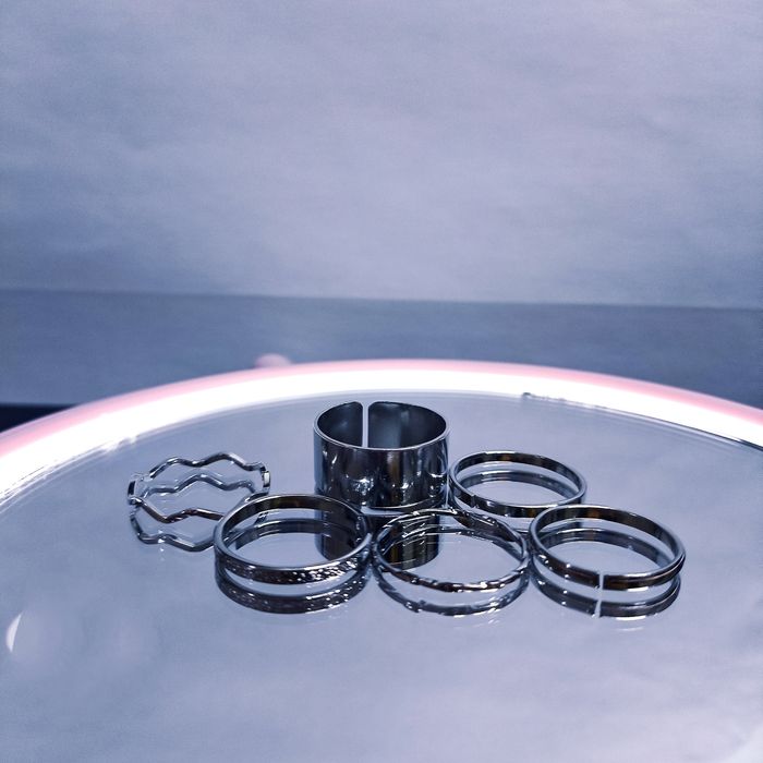 Продаю серебряные кольца