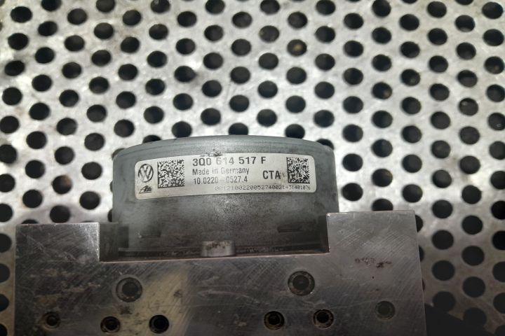 Pompa ABS 3Q0614517F / 3Q0907379F 3Q0614517F / 3Q0907379F Volkswagen