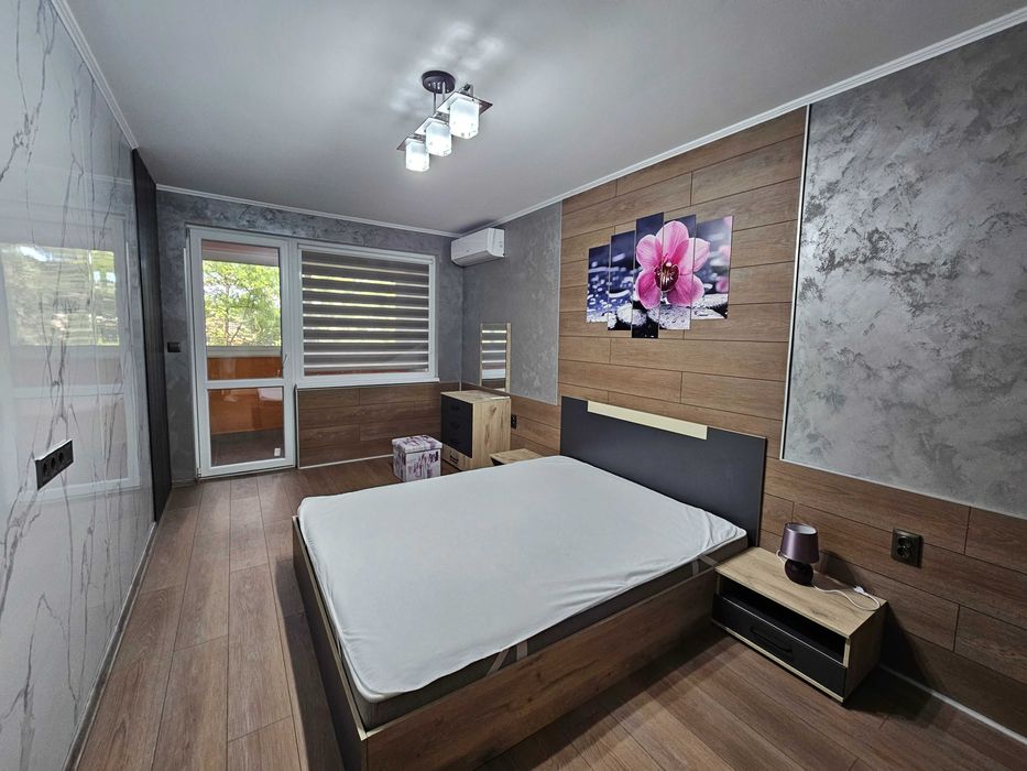 2-стаен Апартамент в кв. Зона Б