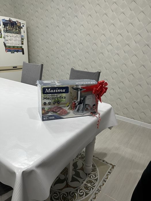 Мясорубка электрическая