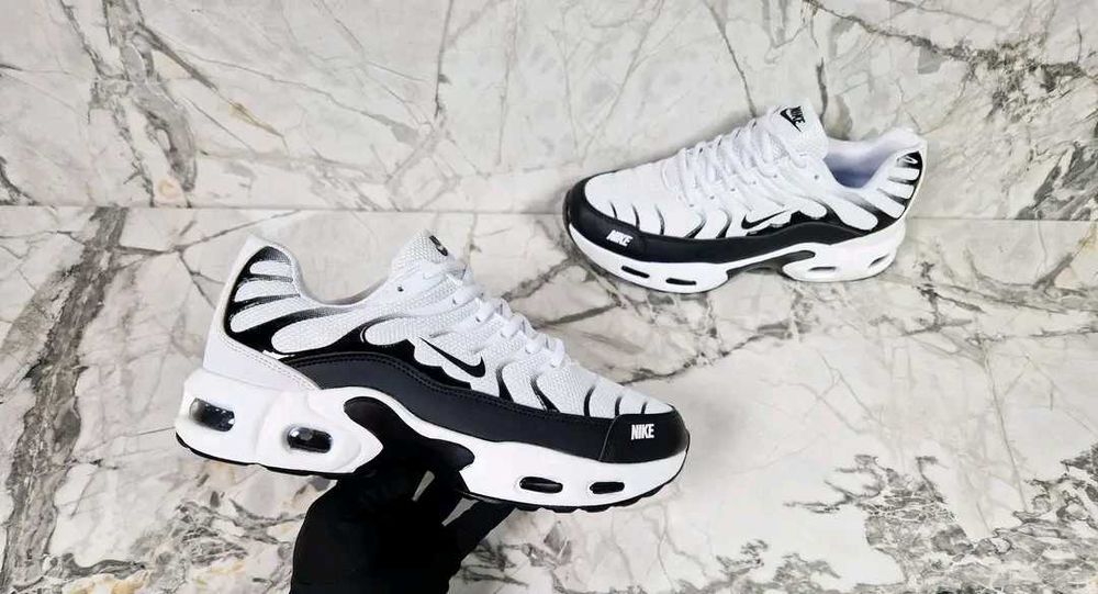 Стилни маратонки 36-45 номер с кутия