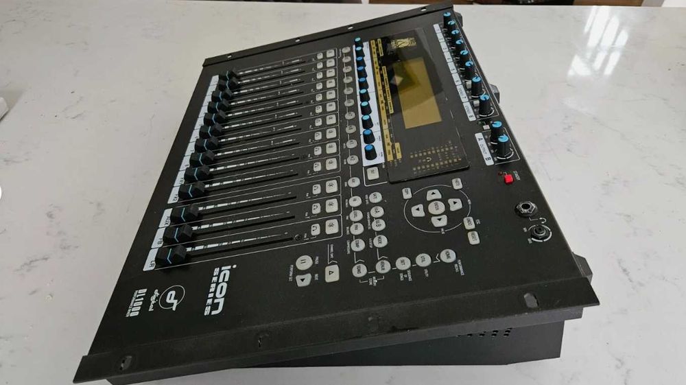 Allen & Heath DL1000 Дигитален миксер, цифров аудио миксер