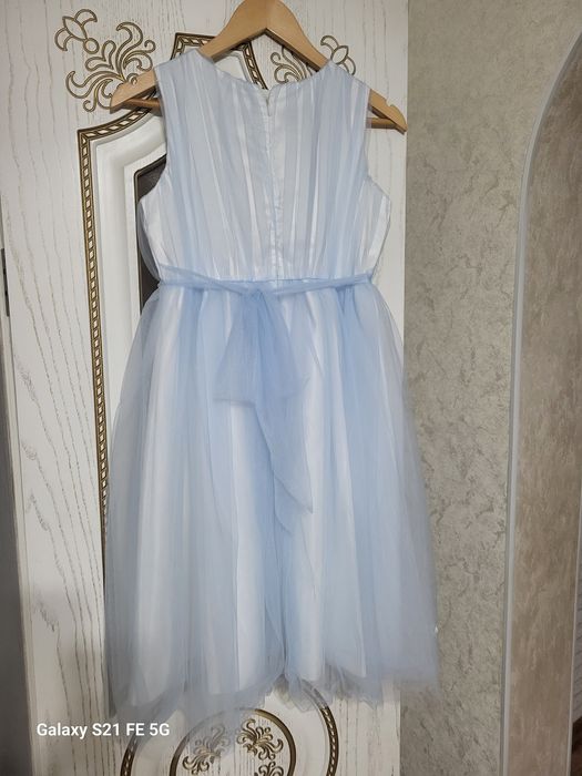 Продам нарядное платье