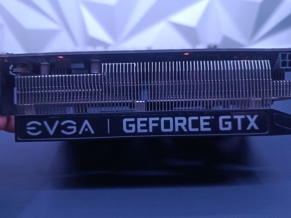 EVGA GTX 1660 — Ледяная (66°C)! Состояние идеальное