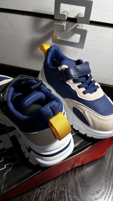 Продам детский обувь б/у