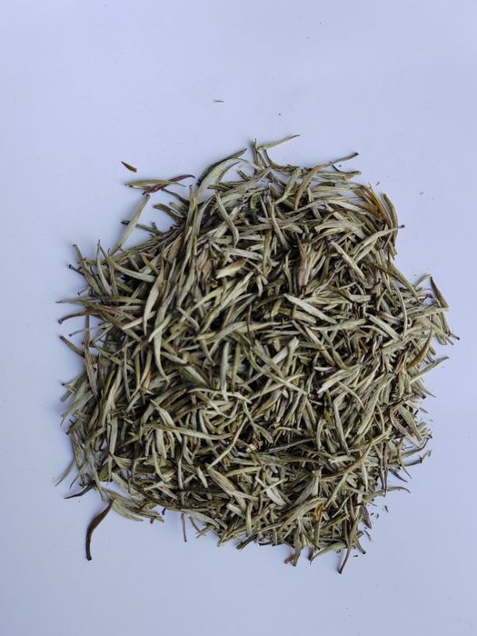 Белый чай Бай Хао Инь Чжень.