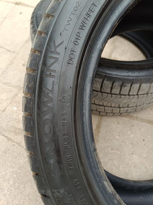 Triangle PL02 235/45/18 зимняя