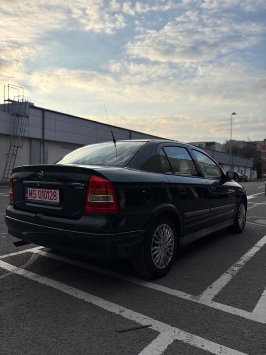 Vând Opel Astra G 1.6, ediție aniversară, an 2000