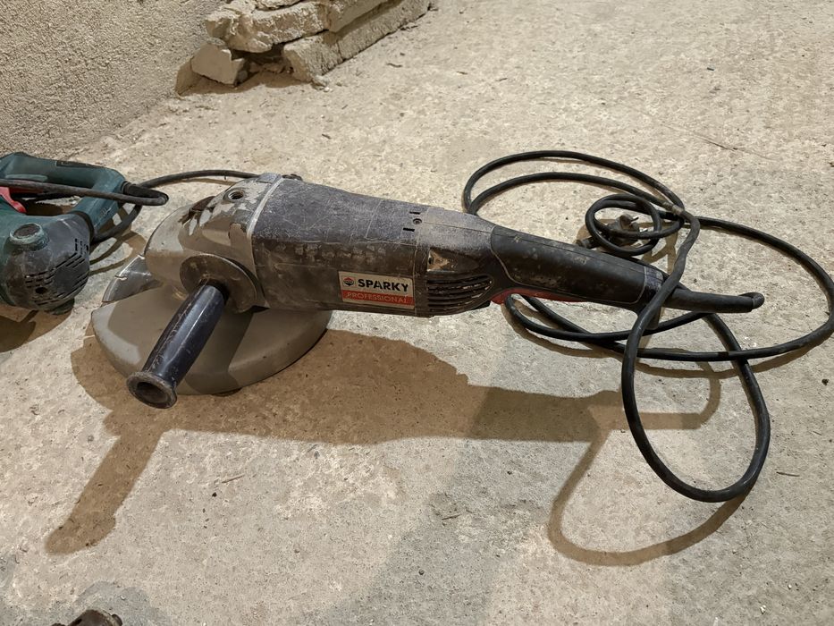 Прободен трион + ударна бормашина