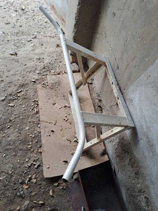 Турник для стены