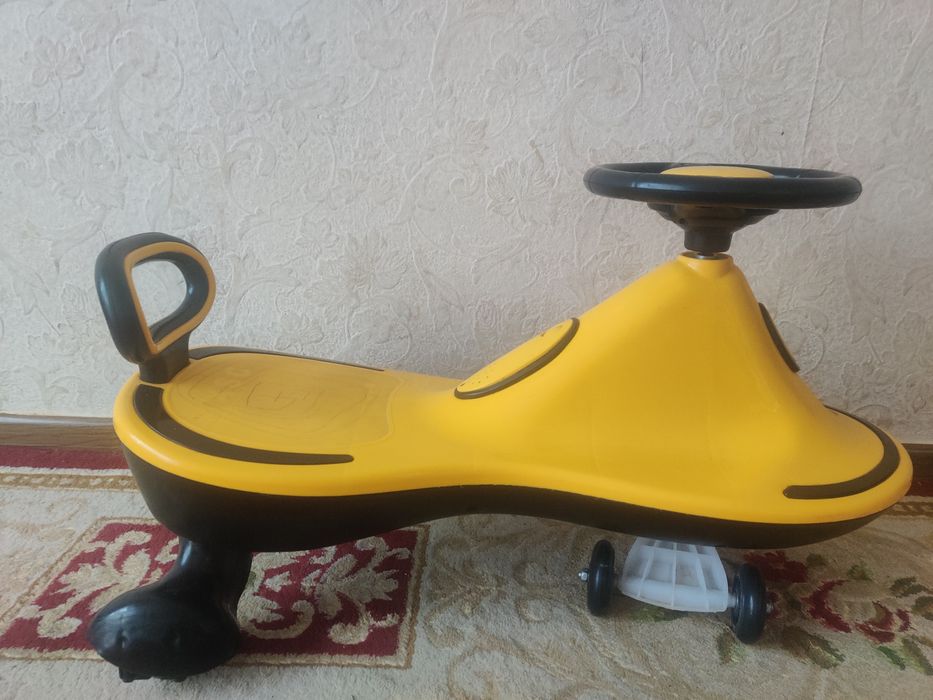 Бейбикар почти новая