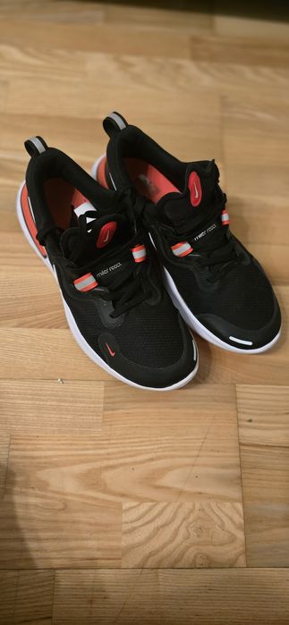 Nike react miler