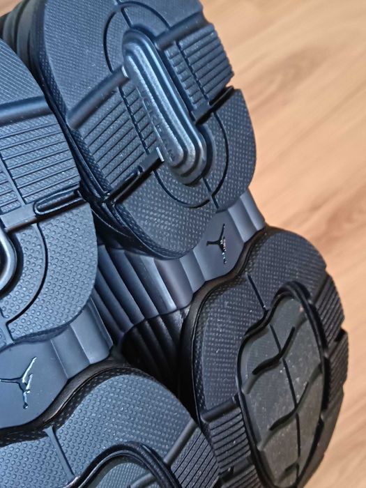 Jordan маратонки 38,5 номер. Нови