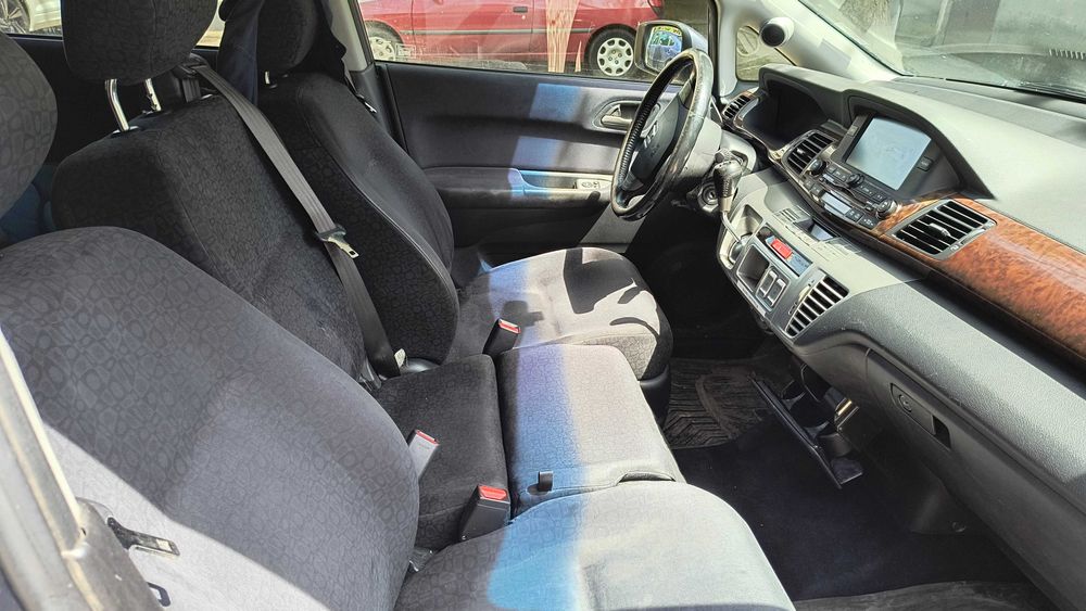 Honda FRV 2006 бензин