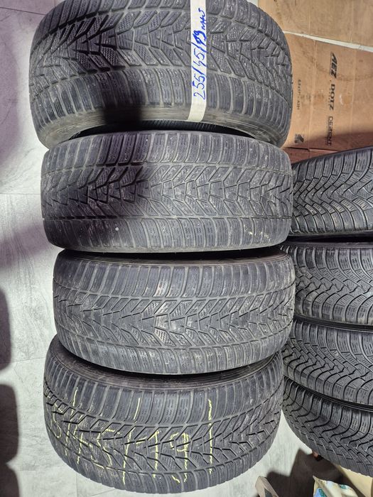 Vând cauciucuri 255/45/19  M+S set complet imp Germania