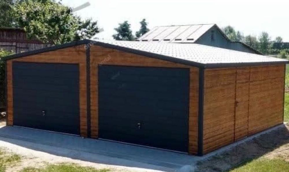 Vând garaje auto din panouri sandwich termoizolante