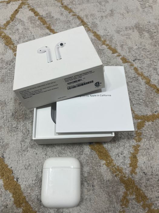 Наушники apple airpods
