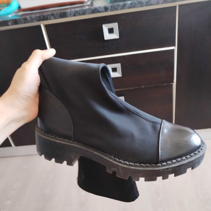 Cizme Zara frumoase