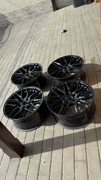 Jante Jr28 R17 5x112 66.6 ET 40 concave