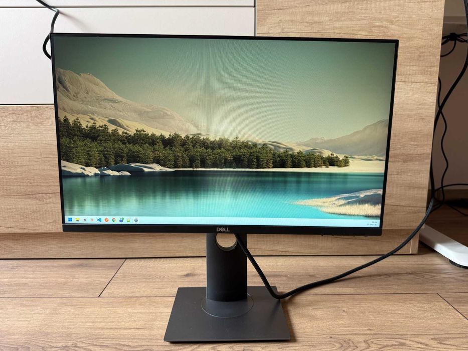 Продавам монитор Dell P2419H – 24” IPS, Full HD