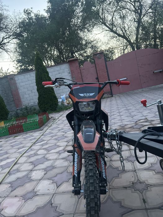 Продаю питбайк Zuumav
