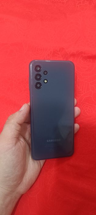 Samsung Galaxy A13 4+4/128GB Black Igravoy Holati Yaxshi 128GB Zor 4G