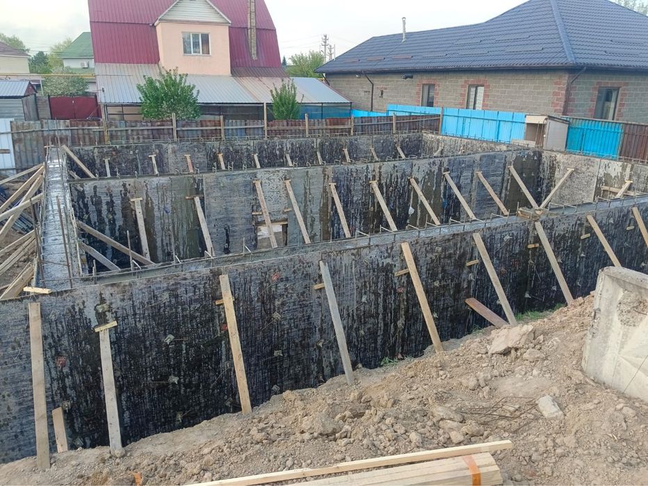 Фундамент құйямыз қолжетімді келісімді бағада Опалубка Бригада