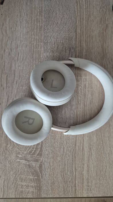 soundcore Space One бежевые
