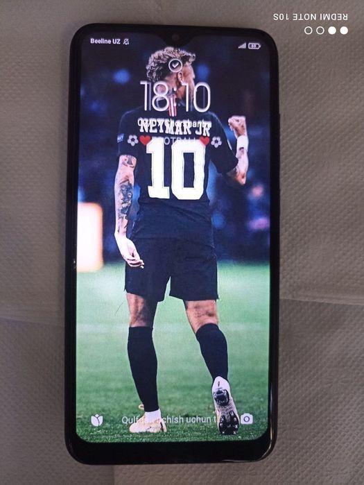 REDMI 8 Oladiganla tel qilila 500000 ming soʻm 32GB