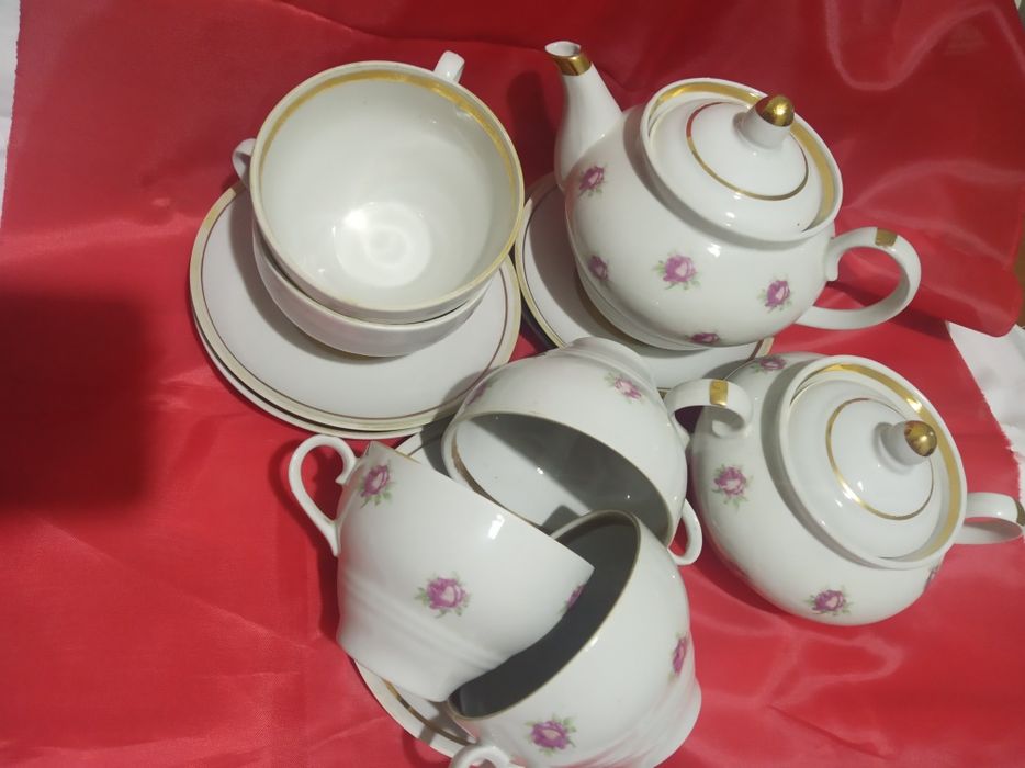 Чайный сервиз середины прошлого века
