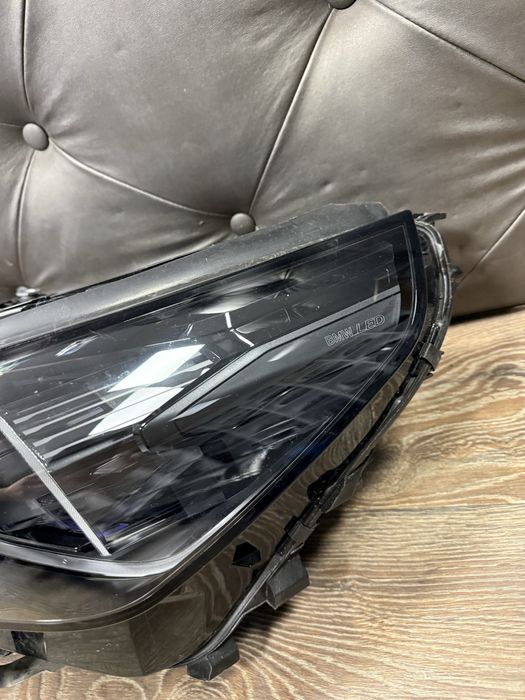 Bmw G60 5 seriq led фар фарове ляв