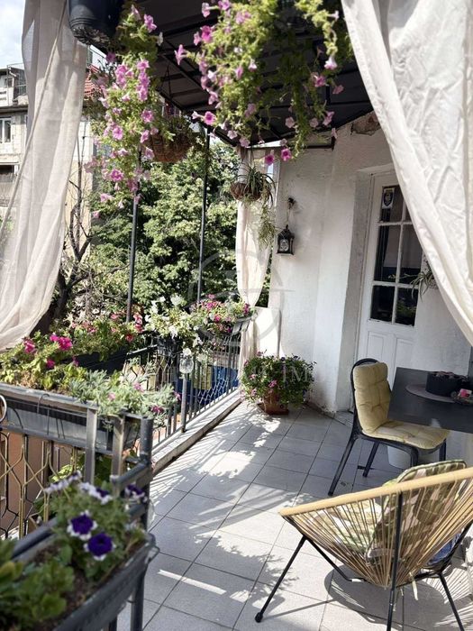 Продава се Етаж от къща в Пловдив, Център - 140 кв.м за 2508 €/кв.м - Снимка #11