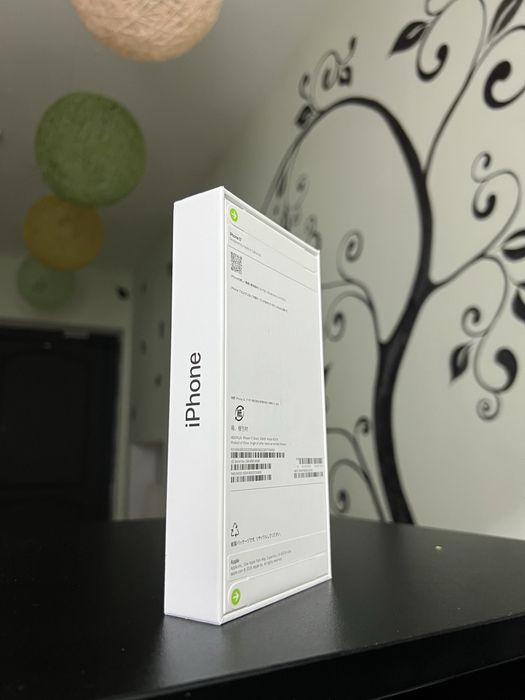 Продам Iphone 17 256