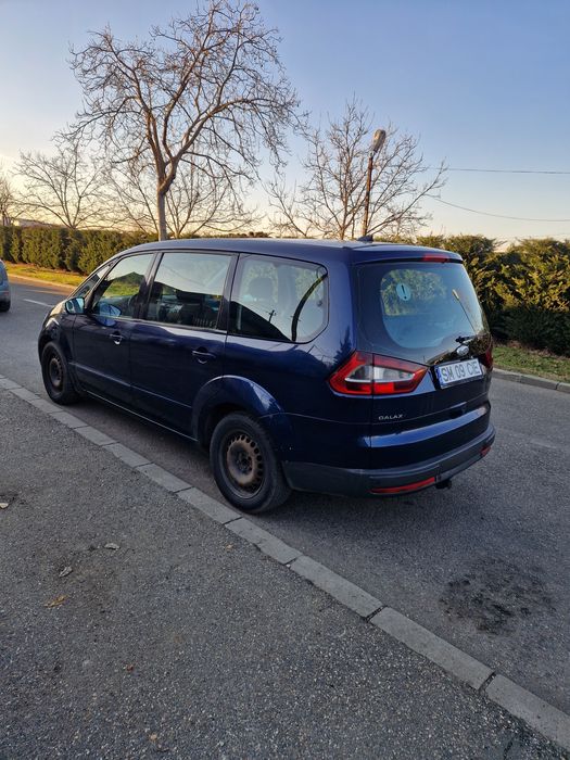 Vând Ford Galaxy