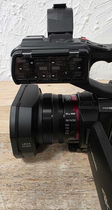 Camera Video Profesionala 4K Panasonic AG-CX10 - KLI Amanet