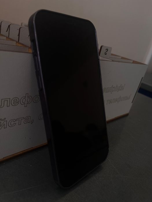Продаю Айфон 12 Блэк 110000