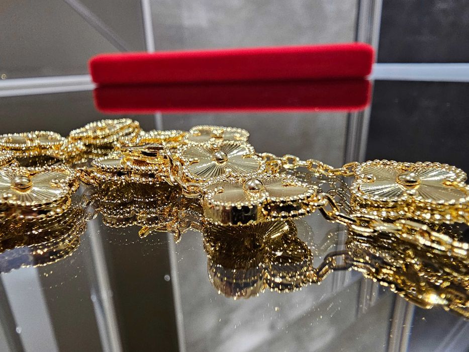 Van Cleef & Arpels VCA Gold Vintage Alhambra 10 Motifs Дамско Колие