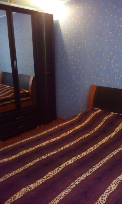 3 комн Центр,1 школа,ул.Конституции