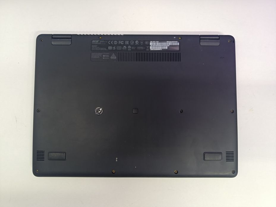 Laptop profesional Acer aspire R 14 14 inch cu touchscreen și i7