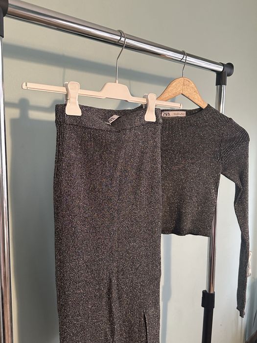 Бляскъв сет на Zara