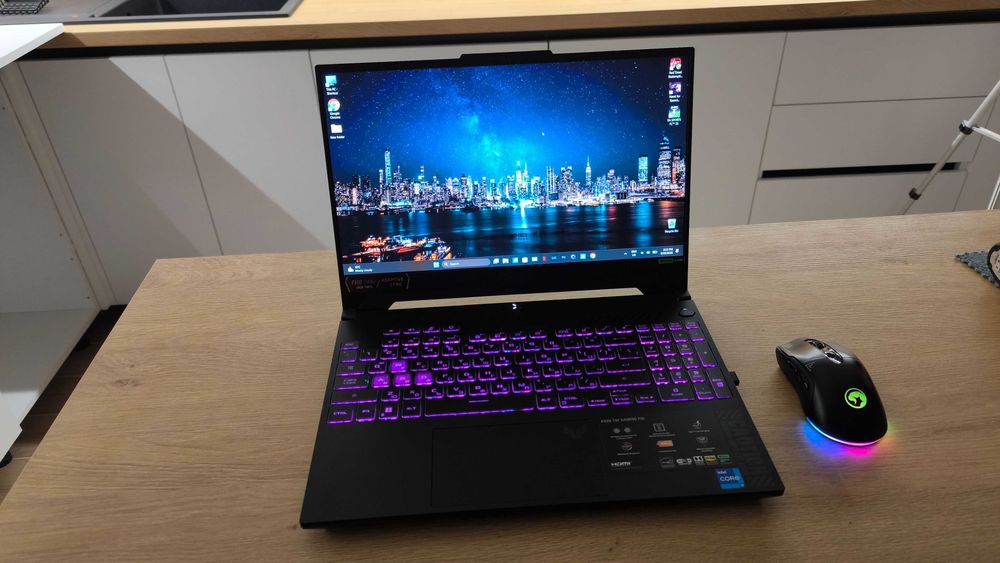 Геймърски Лаптоп ASUS TUF F15 Gaming Laptop