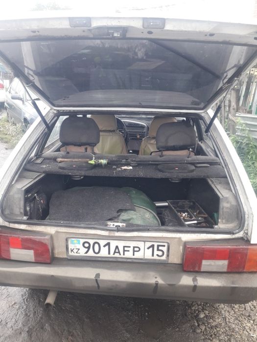Продам девятку 21093