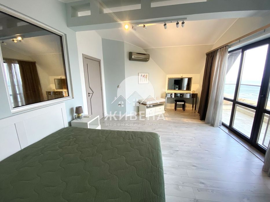 Просторен 4-стаен мезонет под наем, м-т Кабакум, морска панорама, пар