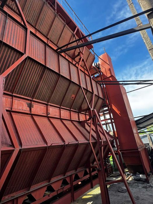 Срочно Зерносушилка СЗ-16 колонковая