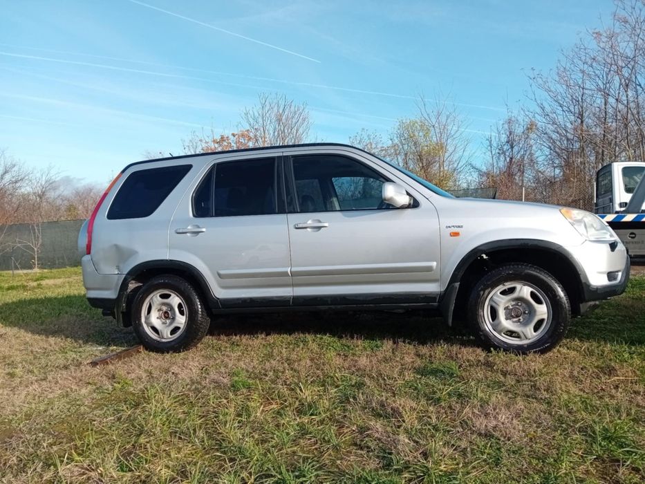 Продавам Honda CR V  на части