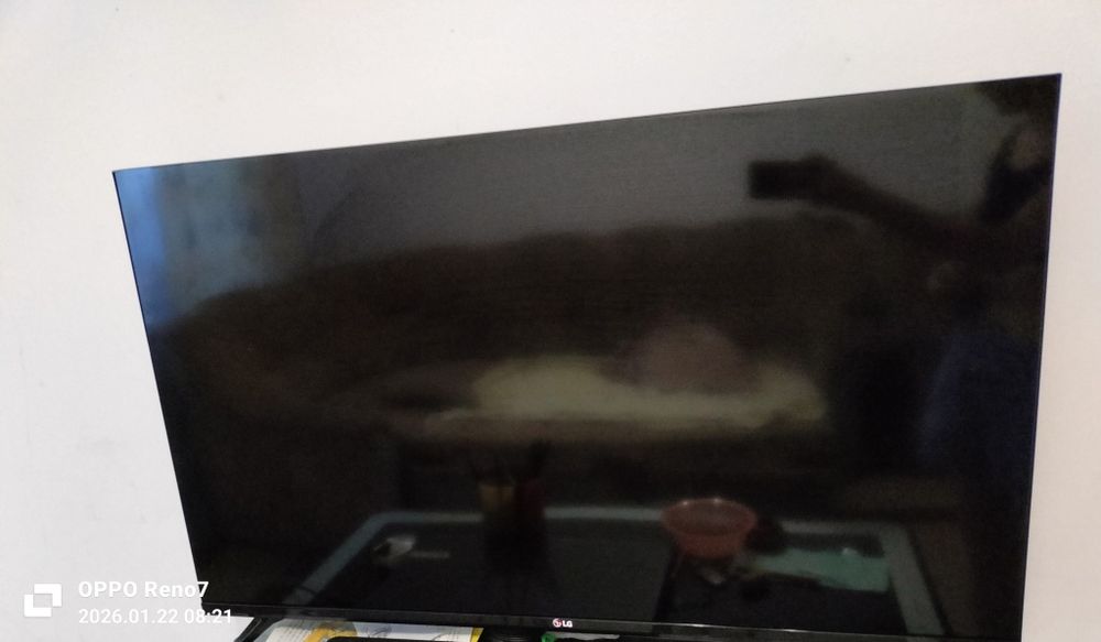 Телевизор на запчасти