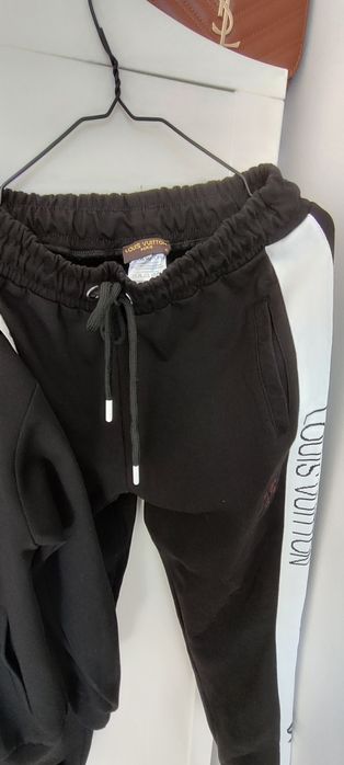 Екип комплект костюм