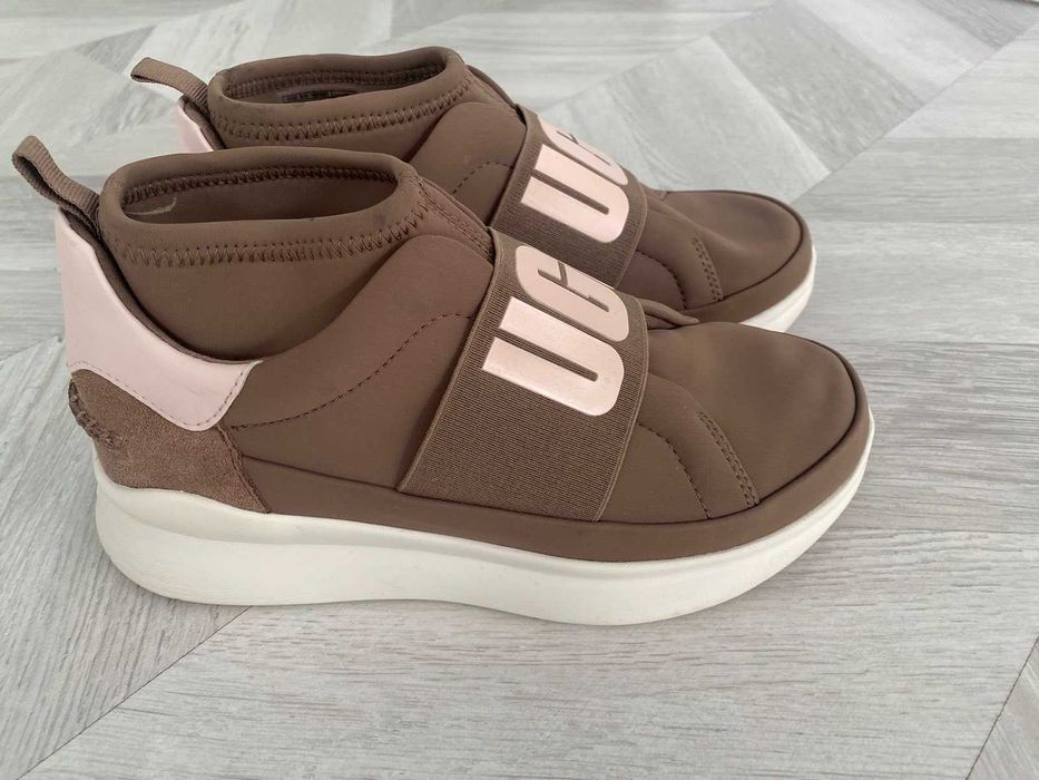 Дамски спортно елегенатни обувки сникърси UGG номер 37