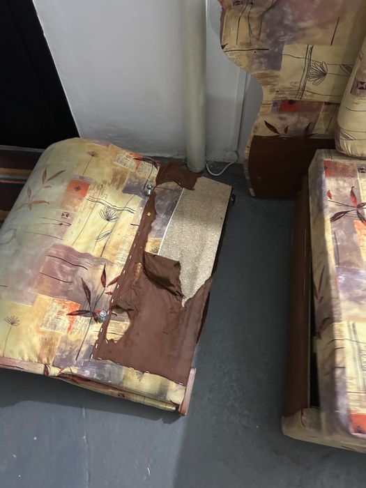 Диван- тахта б/у